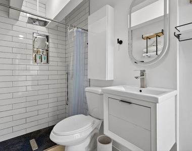 4540 Sw 28th Terrace - Photo Thumbnail 37