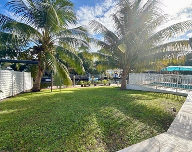 4540 Sw 28th Terrace - Photo Thumbnail 45