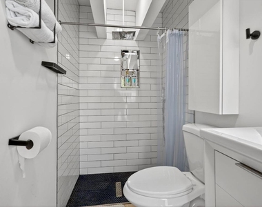 4540 Sw 28th Terrace - Photo Thumbnail 36
