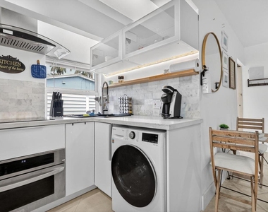 4540 Sw 28th Terrace - Photo Thumbnail 32