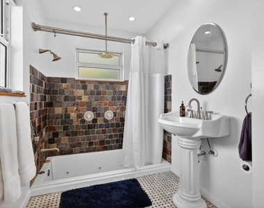 4540 Sw 28th Terrace - Photo Thumbnail 19