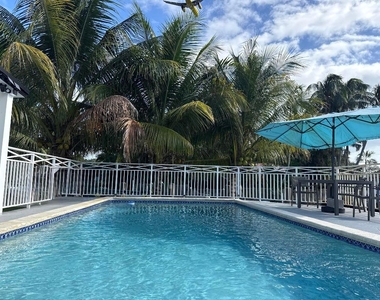 4540 Sw 28th Terrace - Photo Thumbnail 52