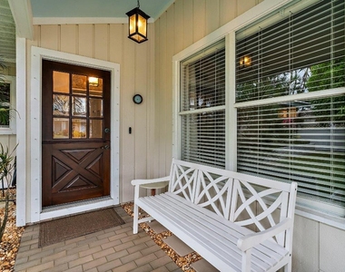 460 Sunrise Way - Photo Thumbnail 4