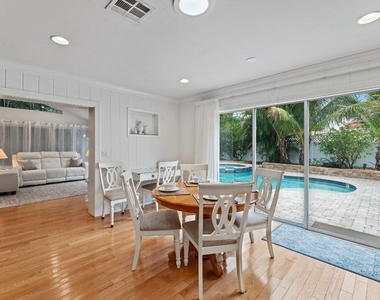 460 Sunrise Way - Photo Thumbnail 26