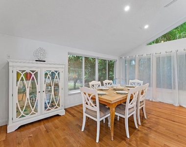 460 Sunrise Way - Photo Thumbnail 30