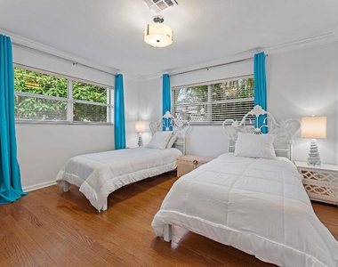 460 Sunrise Way - Photo Thumbnail 41