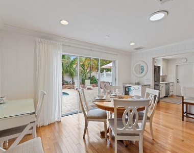 460 Sunrise Way - Photo Thumbnail 27