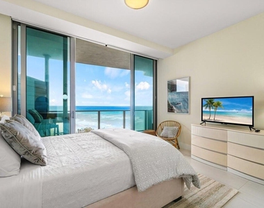 3100 N Ocean Drive - Photo Thumbnail 22