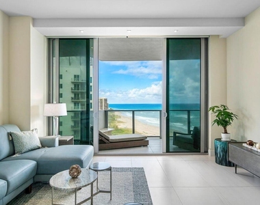 3100 N Ocean Drive - Photo Thumbnail 1