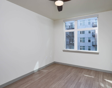 520 Terry Avenue - Photo Thumbnail 34