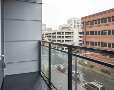 520 Terry Avenue - Photo Thumbnail 23