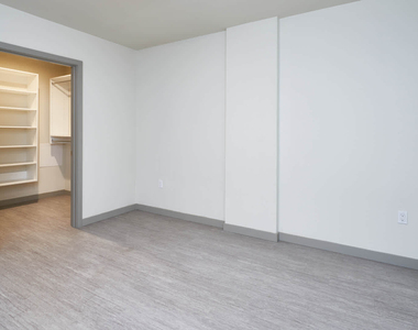 520 Terry Avenue - Photo Thumbnail 60