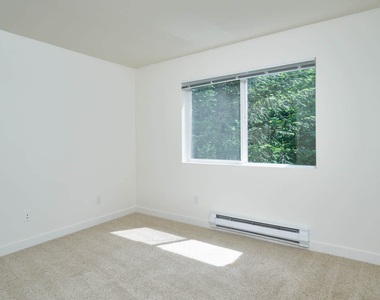 8700 Northeast Bothell Way - Photo Thumbnail 14