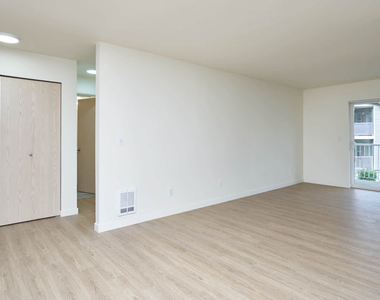 8700 Northeast Bothell Way - Photo Thumbnail 42