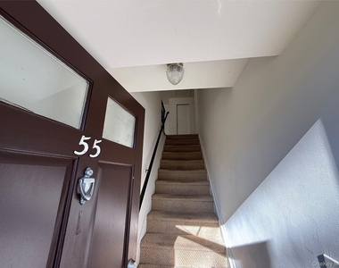 55 Pinebrook Place - Photo Thumbnail 2