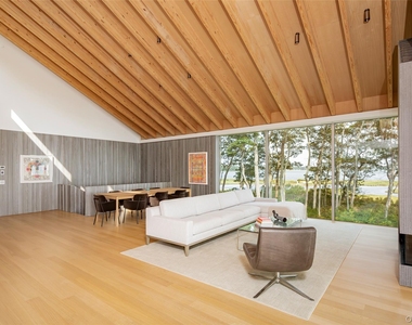 47l S Ferry Road - Photo Thumbnail 7