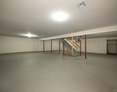 46 Village Green Drive - Photo Thumbnail 11