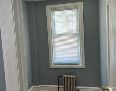 5943 Elsinore Street - Photo Thumbnail 7