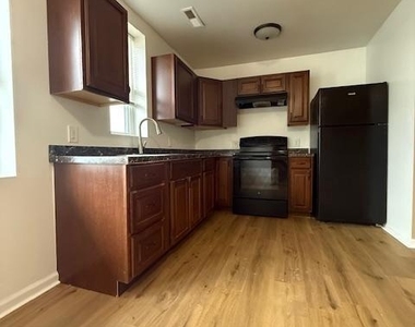 4300 Liberty Heights - Photo Thumbnail 5