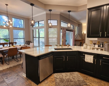 300 San Gabriel Village Blvd - Photo Thumbnail 5
