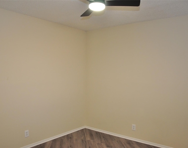 804 Osage Dr - Photo Thumbnail 14