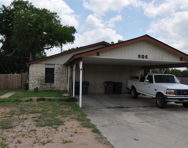 804 Osage Dr - Photo Thumbnail 1