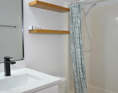 804 Osage Dr - Photo Thumbnail 15