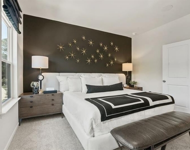 323 Sammon Way - Photo Thumbnail 23