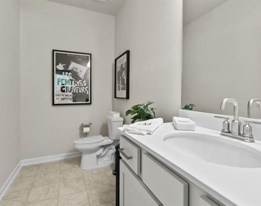 323 Sammon Way - Photo Thumbnail 21