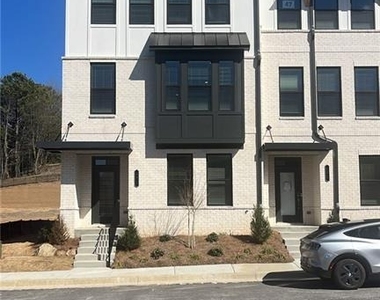 323 Sammon Way - Photo Thumbnail 1