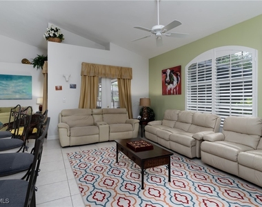 28452 Del Lago Way - Photo Thumbnail 7