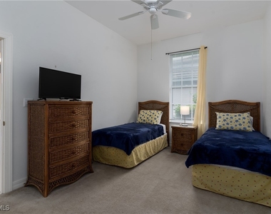 28452 Del Lago Way - Photo Thumbnail 14