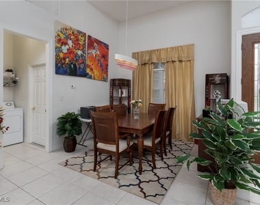 28452 Del Lago Way - Photo Thumbnail 8