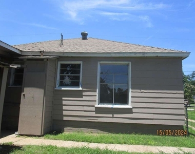 7410 Dallas Street - Photo Thumbnail 13