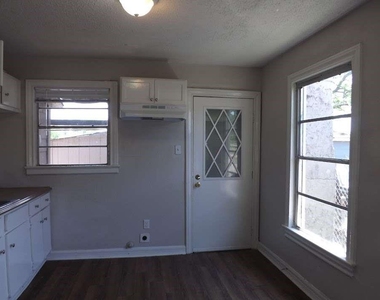 7410 Dallas Street - Photo Thumbnail 5