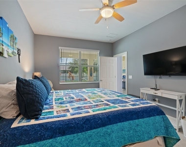 825 Se 5th Place - Photo Thumbnail 9