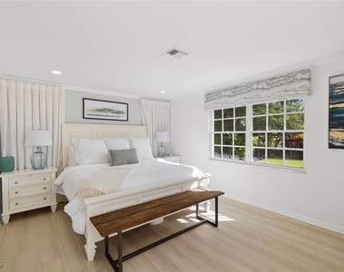 2728 Crayton Road - Photo Thumbnail 16