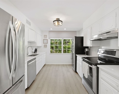 2728 Crayton Road - Photo Thumbnail 10
