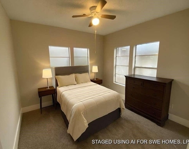 8213 E Erath Street - Photo Thumbnail 8