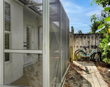 749 105th Avenue N - Photo Thumbnail 28