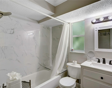 749 105th Avenue N - Photo Thumbnail 14