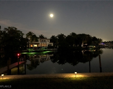 1910 Gulf Shore Boulevard N - Photo Thumbnail 31