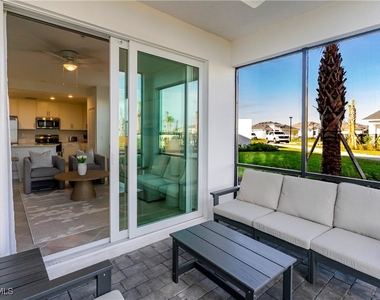 15345 Green Acres Avenue - Photo Thumbnail 20