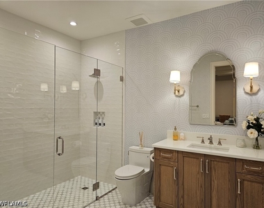 637 Palm Circle W - Photo Thumbnail 25