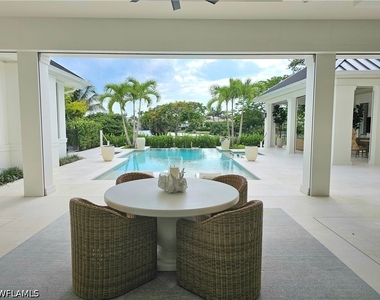637 Palm Circle W - Photo Thumbnail 38
