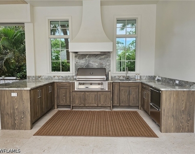 637 Palm Circle W - Photo Thumbnail 43
