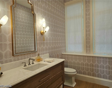 637 Palm Circle W - Photo Thumbnail 17