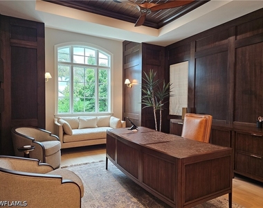 637 Palm Circle W - Photo Thumbnail 15