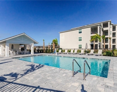 15345 Green Acres Avenue - Photo Thumbnail 44