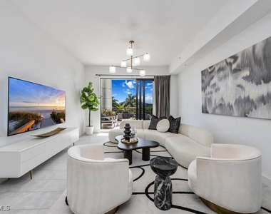 1111 Central Avenue - Photo Thumbnail 11